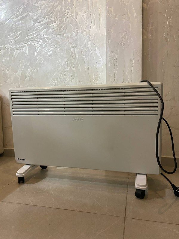 Духовка электрическая, обогреватель, вентилятор, фен, стойка для одежды