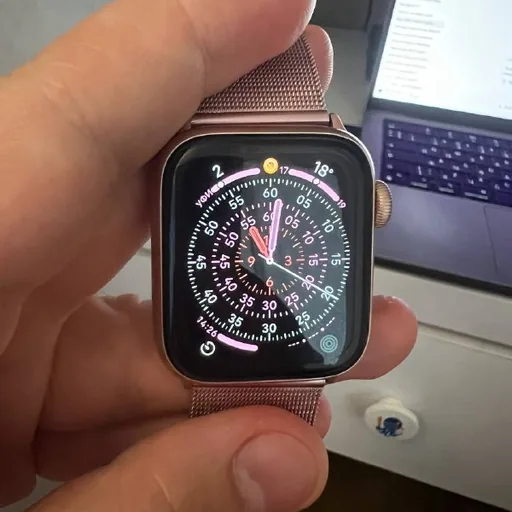 Apple Watch 6 (40mm)