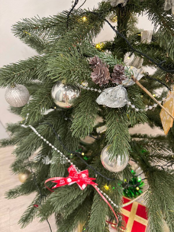 Искусственная ёлка премиум 1.6 м 2