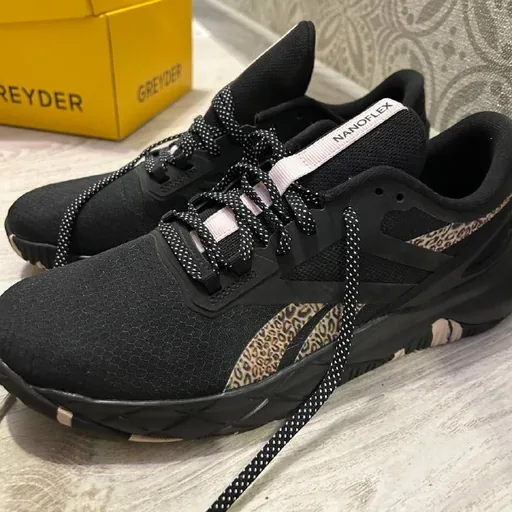 Женские кроссовки Reebok Nanoflex TR GY0180