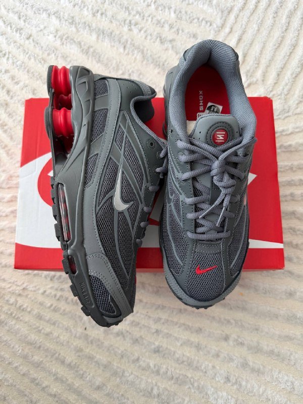 Nike Shox Ride 2 кроссовки мужские новые 9.5 US 4