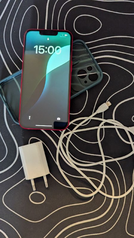 iPhone 13 Product Red, excellent condition, 89% battery