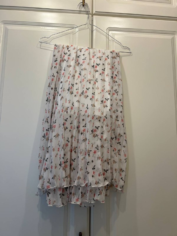 Платья, юбка, футболка, мужские куртки, кроссовки, детские вещи 4