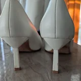 Белые женские туфли на каблуке 3