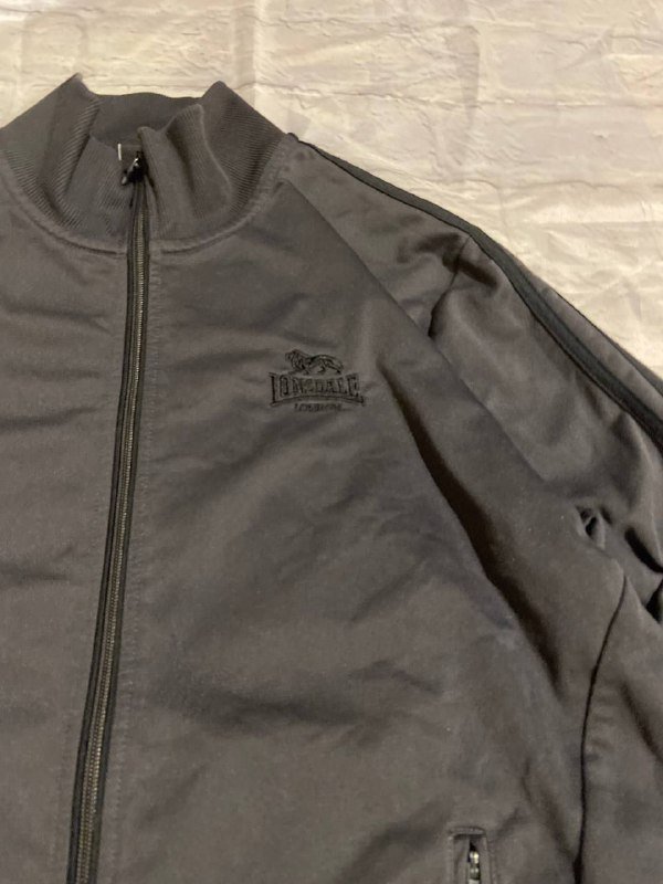 Lonsdale zip-up jacket size M 4