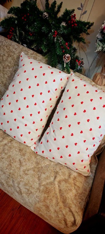 Подушки, тарелки, коврики, спринцовка