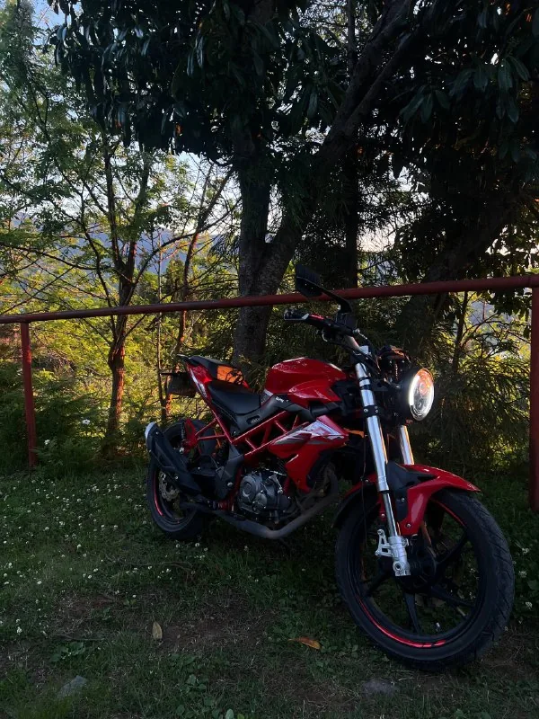 Benelli 150TNT 2021 мотоцикл 1