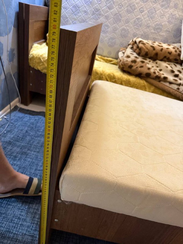 Односпальная кровать с матрасом 6