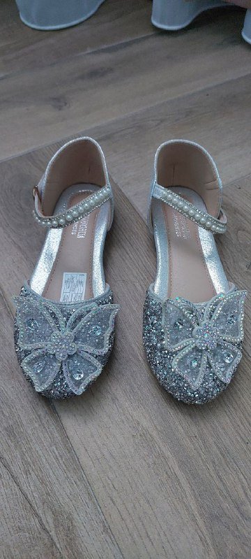 Туфельки на девочку размер 32