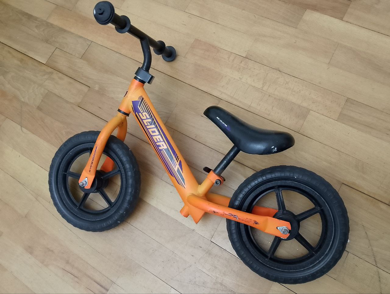 Два детских велосипеда, беговел 3