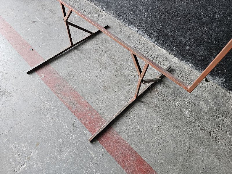 Стенд для рекламного баннера