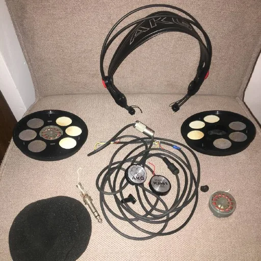Наушники AKG K241 600 Ом