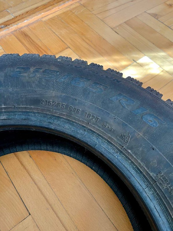 Шины зимние шипованные Pirelli Ice Zero 215/65/16 3