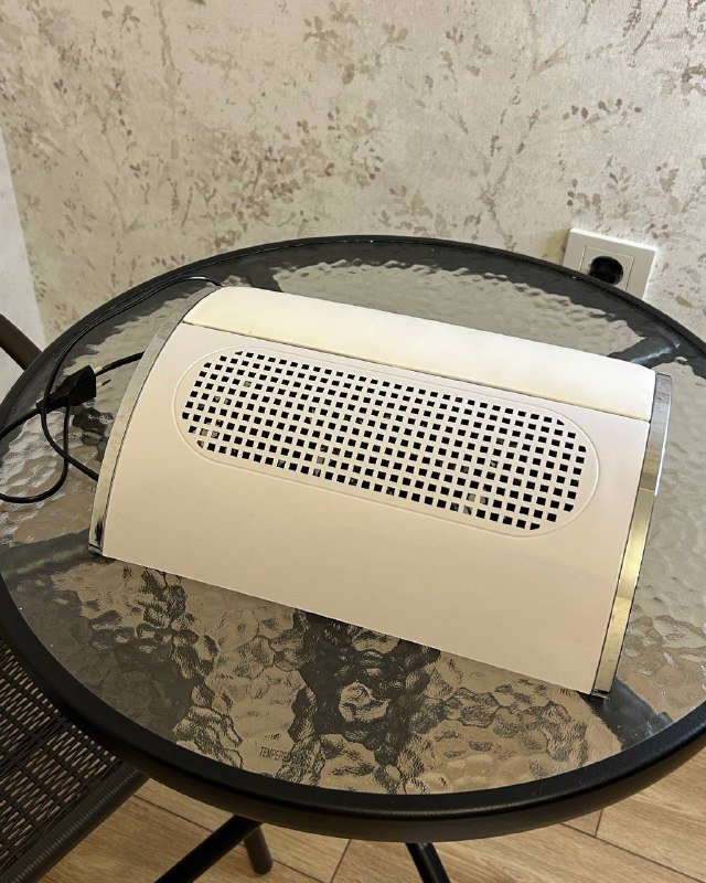 вытяжка или пылесос для маникюра