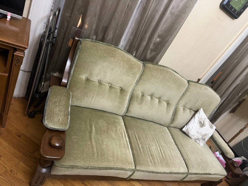 Диван в хорошем состоянии