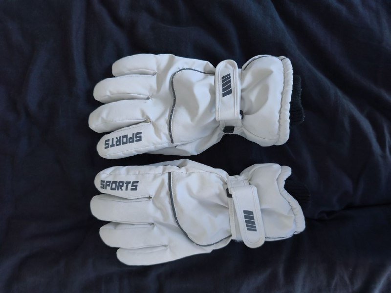 Куртка XXL, штаны 56, флисовая кофта L, перчатки 2