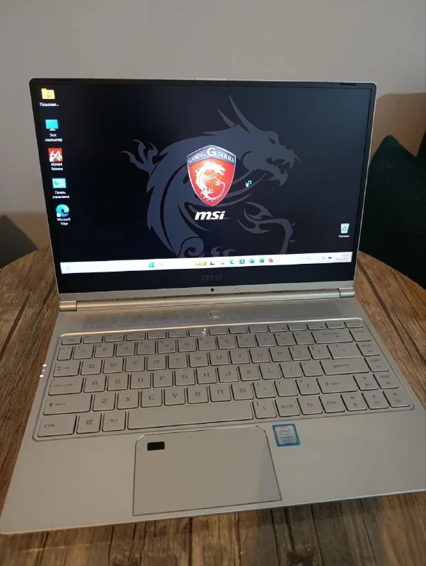 Ноутбук MSI Prestige i7 16 ГБ 512 ГБ 1