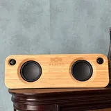 Виниловый проигрыватель, Bluetooth-колонка, полка 3