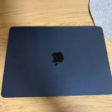 MacBook M3 8/256 2