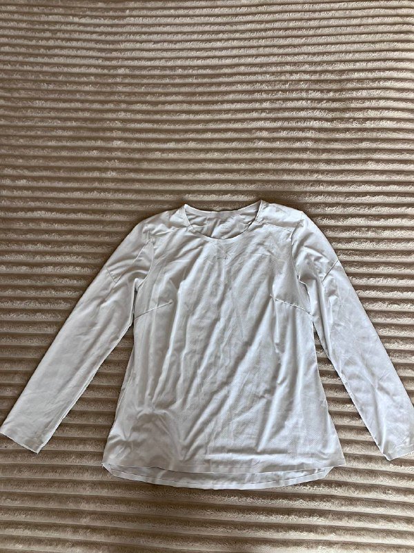 Лонгслив Quechua, лонгслив с капюшоном Temu, брюки Forclaz, куртка Vaude Escape