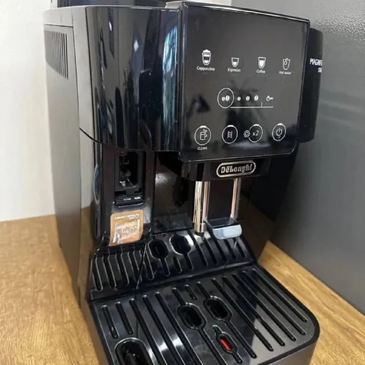 Кофемашина автоматическая DeLonghi ECAM220.60B