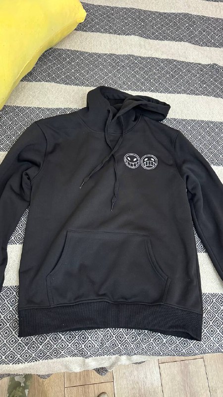 Hoodie size L