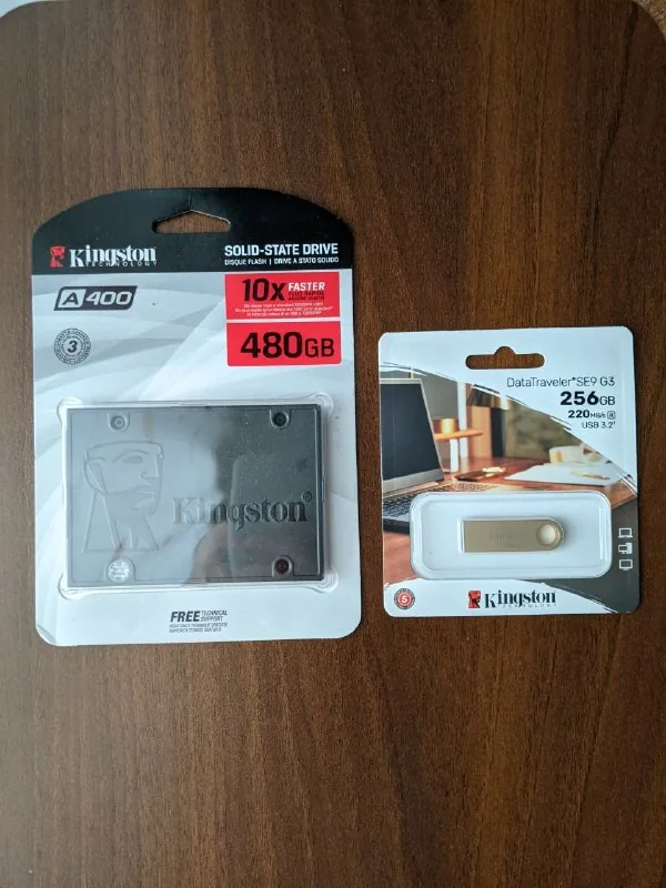 SSD Kingston 480GB, флешка Kingston 256GB 1
