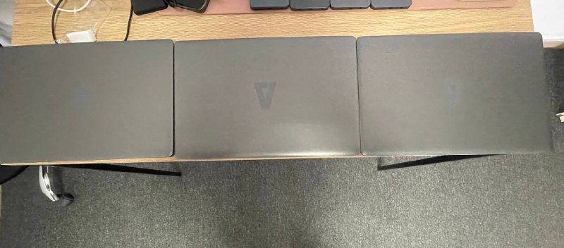 Ноутбуки Azertu RB-1451 три штуки 2