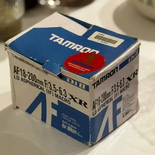Tamron AF 18-200mm объектив для Nikon