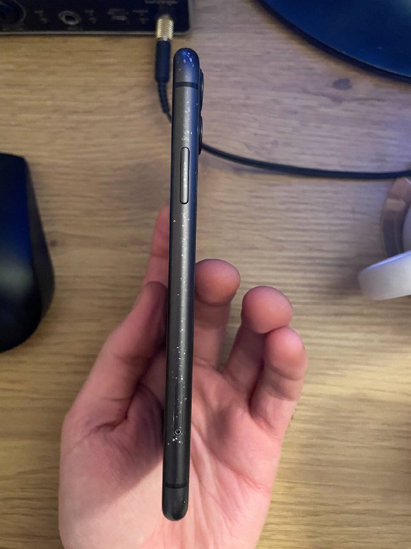 IPhone 11 64GB черного цвета 3