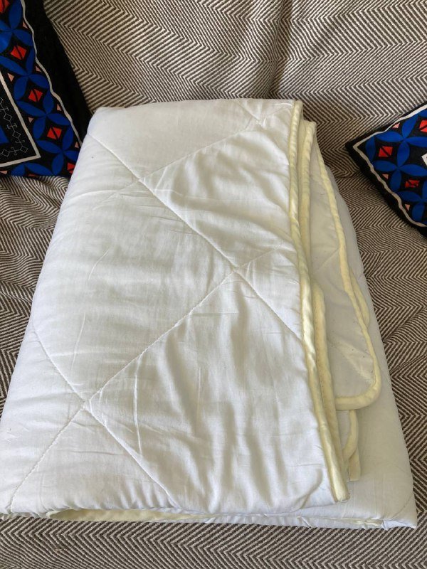 Одеяло Jysk тонкое б/у 160x200 2