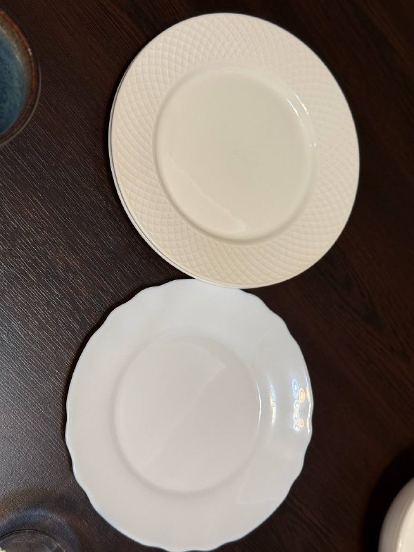 4 бокала, набор кружка миска, тарелки, вазочка, терка, стаканы, кружки 4