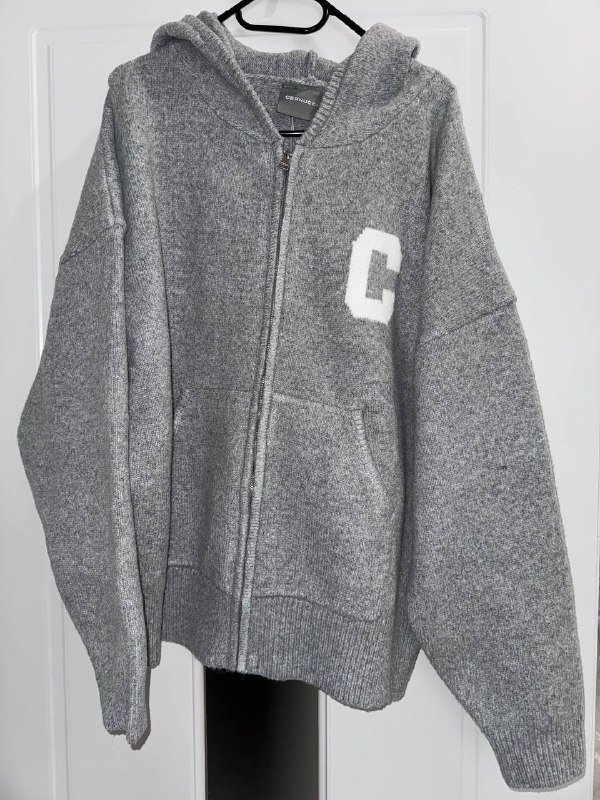 Худи Cernucci, брюки Massimo Dutti, водолазка Massimo Dutti 4