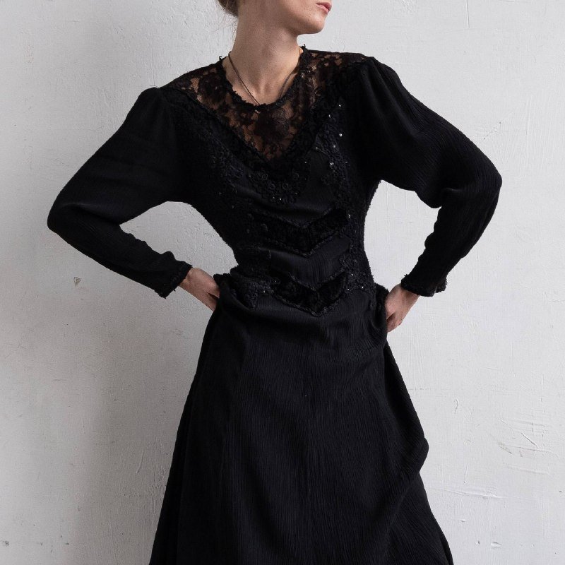 Платье женское из бархата с кружевом и пайетками 2