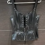Корсет из искусственной кожи 2