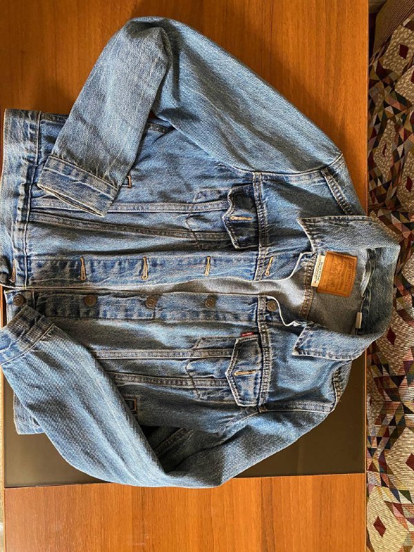 Рюкзак Skechers, Джинсовка Levi’s, Кресло, Плед, Йога коврик, МФР роллер 2