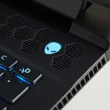 Alienware M17 R3 Gaming Laptop RTX 2070 i7 17.3 inch 4