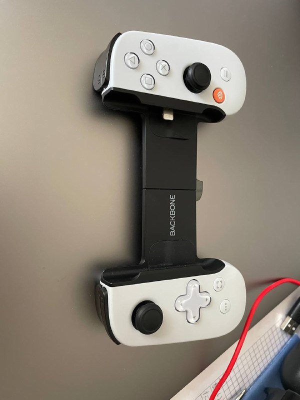 Геймпад Backbone One Playstation Edition для iPhone 2