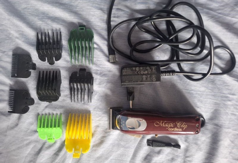 Машинка для стрижки волос WAHL Magic Clip 2