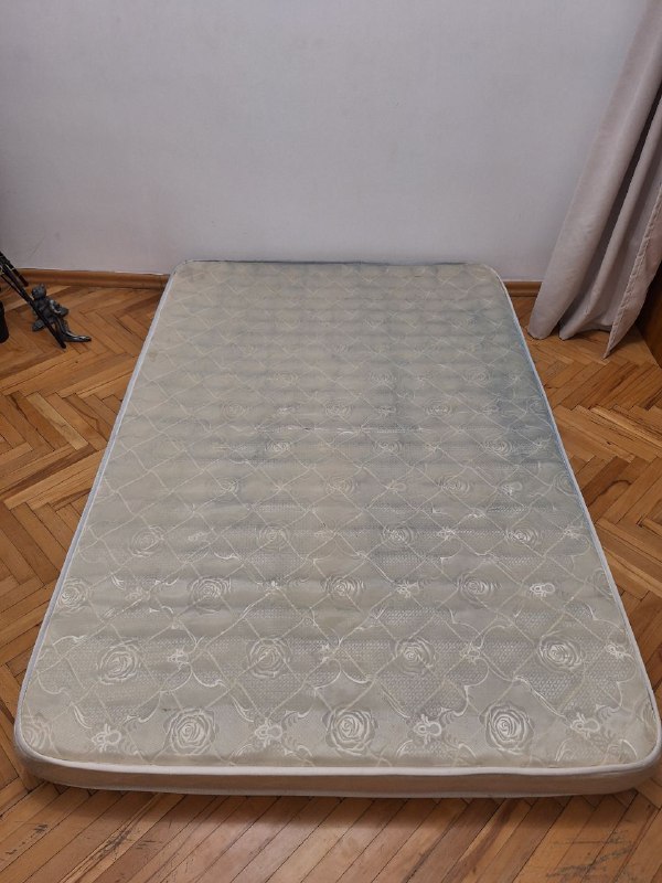 Матрас 1.4м в ширину