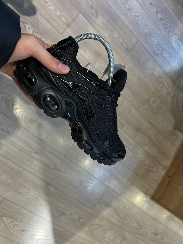 Кроссовки Nike черные и белые 3