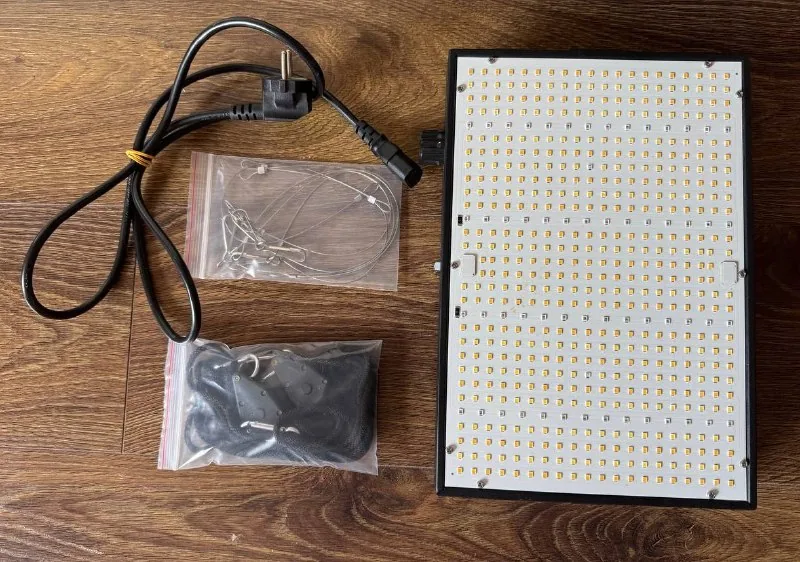 Фитолампы Quantum Board UPD200W и Gerylove SP1000 1