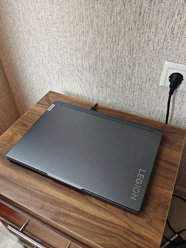 Lenovo Legion Slim 5, i7 13700H, RTX 4070, 32GB, 4TB SSD 1