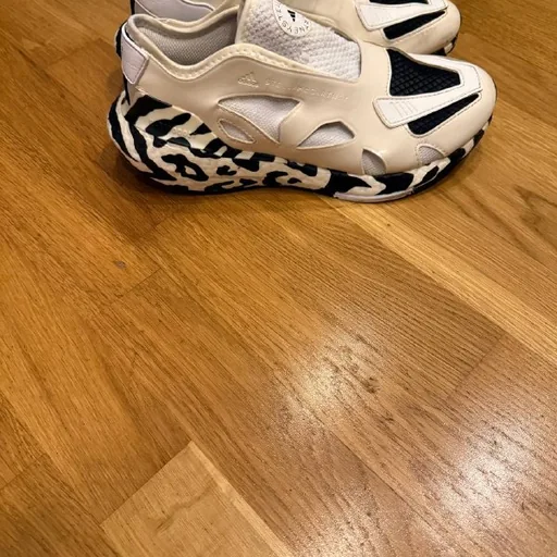 Кроссовки Adidas Stella McCartney