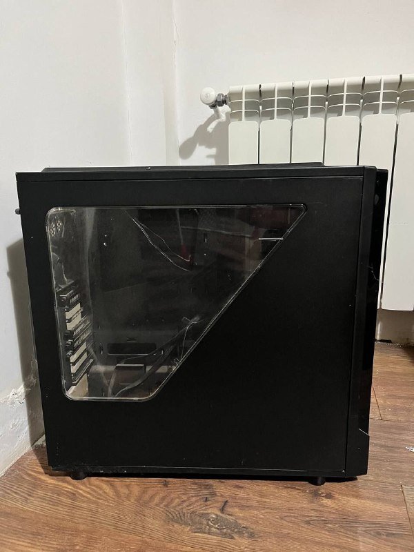 Razer Viper Ultimate, Razer DeathAdder Elite, MSI FULL TOWER ATX кейс, Garmin Forerunner 735XT 4