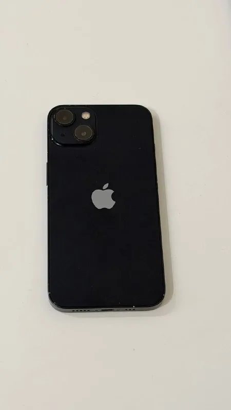 iPhone 13 128GB 1