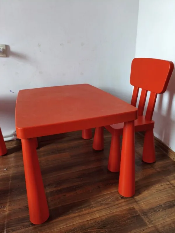 Стул и стол Mammut IKEA