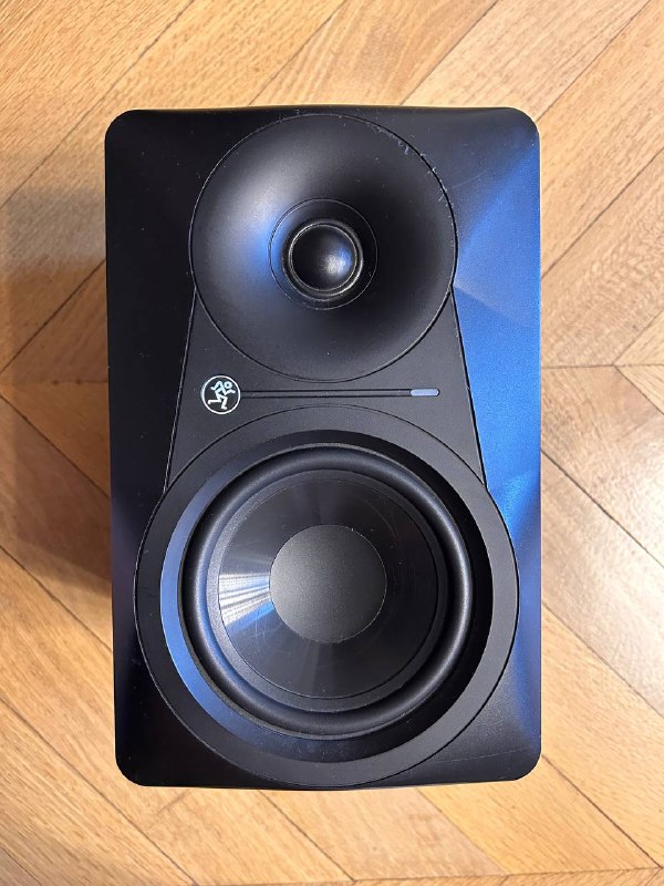 Студийные мониторы Mackie MR524 4