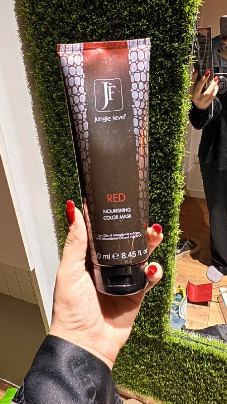 Итальянская красная маска для волос 2