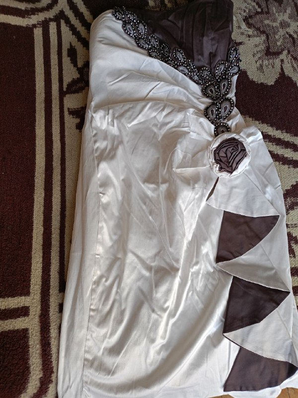 Платье размер М 2